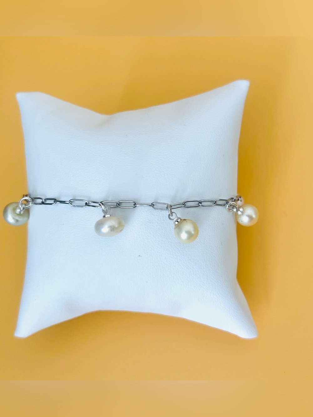 Stainless steel Pearl Charm Bracelet - White Pearls